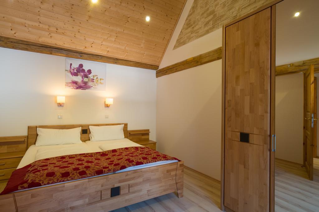 Wellnesshotel & Restaurant Hexenschopf Löffingen Dış mekan fotoğraf