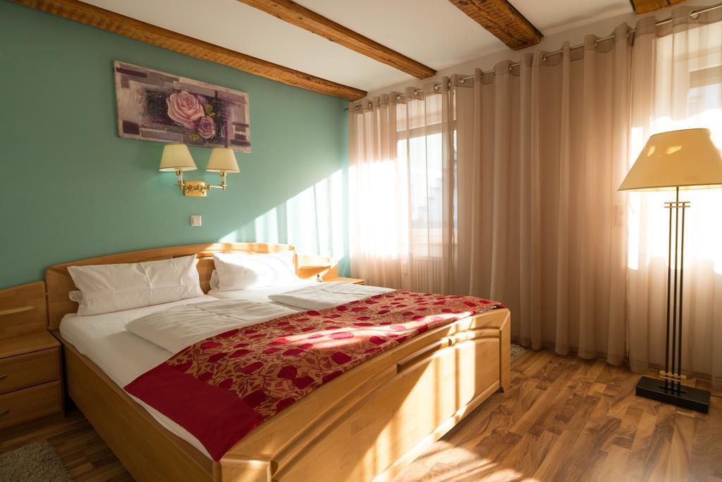 Wellnesshotel & Restaurant Hexenschopf Löffingen Dış mekan fotoğraf